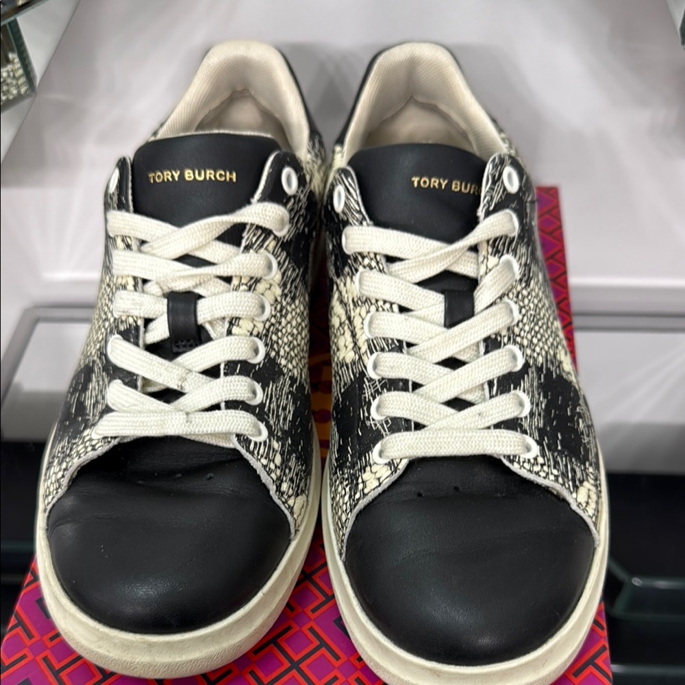 Tory Burch Howell Retro Court Sneakers